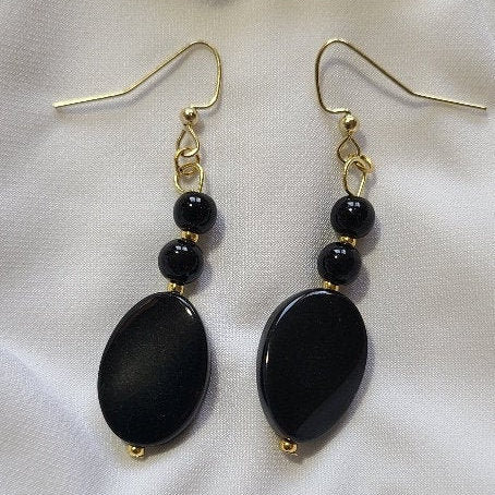 Black Twisted Oval Dangle Earrings